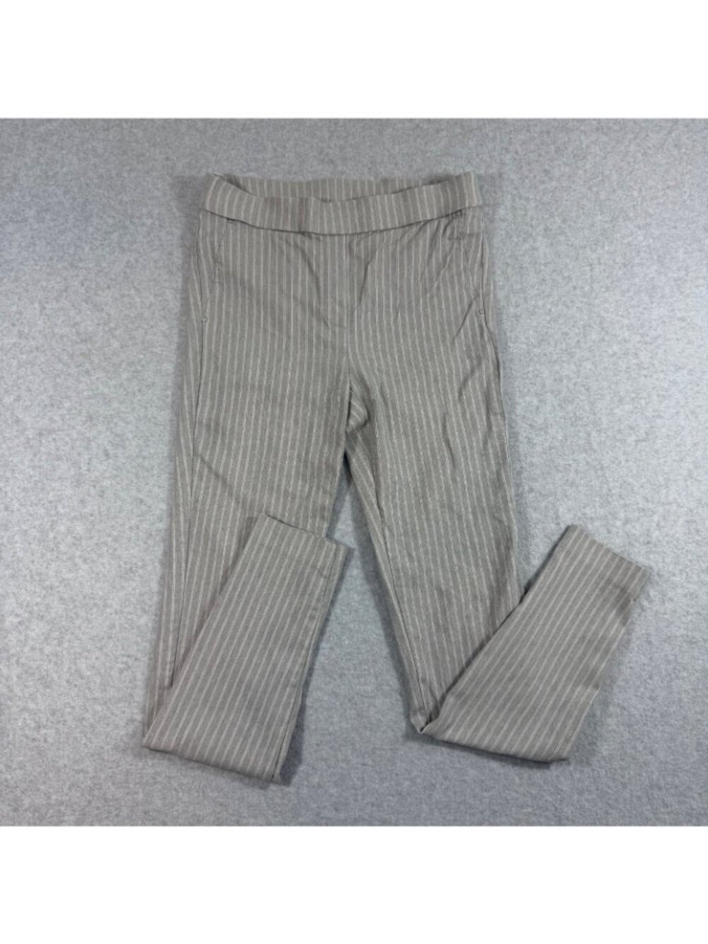 Jones New York Signature Gray Pinstripe Pull On Career Dress Pants Womens Size S - Picture 2 of 9